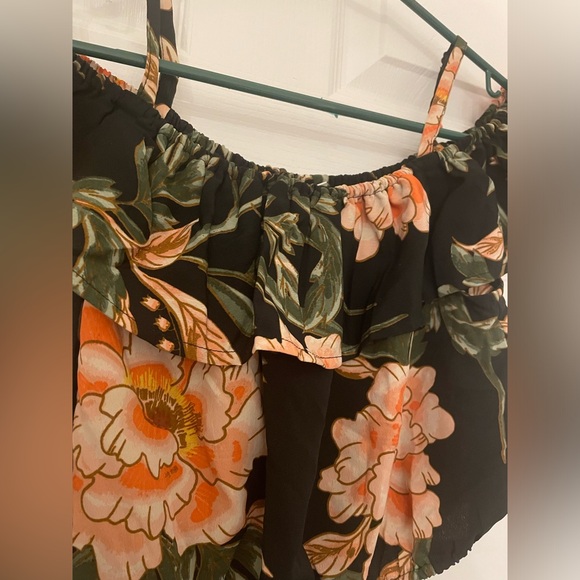 ON/OFF SHOULDER FLORAL CROP - Picture 4 of 5